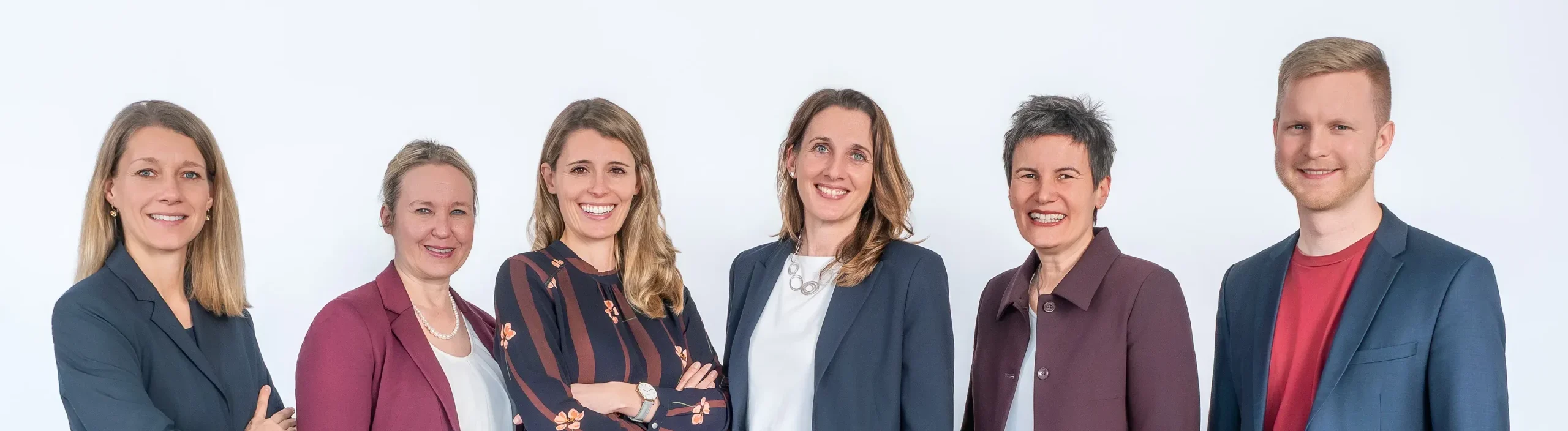 Das Team von Notardolmetscher Stuttgart: Beeidigte Dolmetscher für Notartermine und juristische Fachübersetzungen